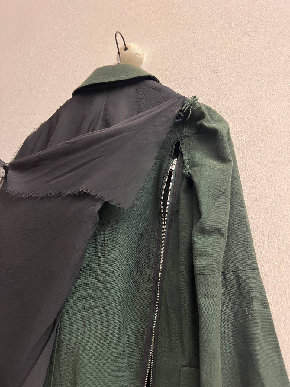 SAMPLE AW02 Undercover Witches Cell Division Backzip Peacoat