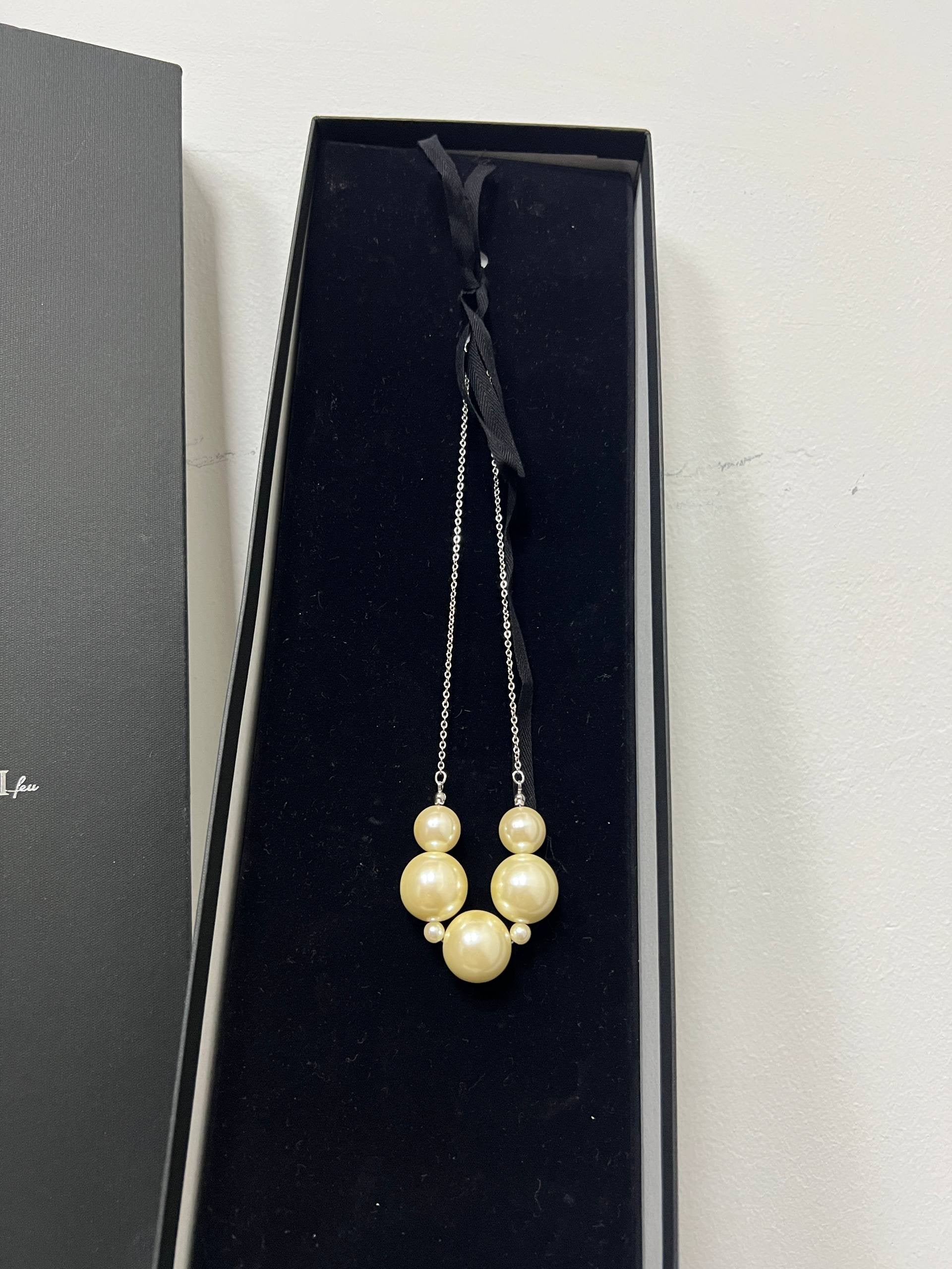 Limi Feu 7 in 1 Pearl Necklace Set