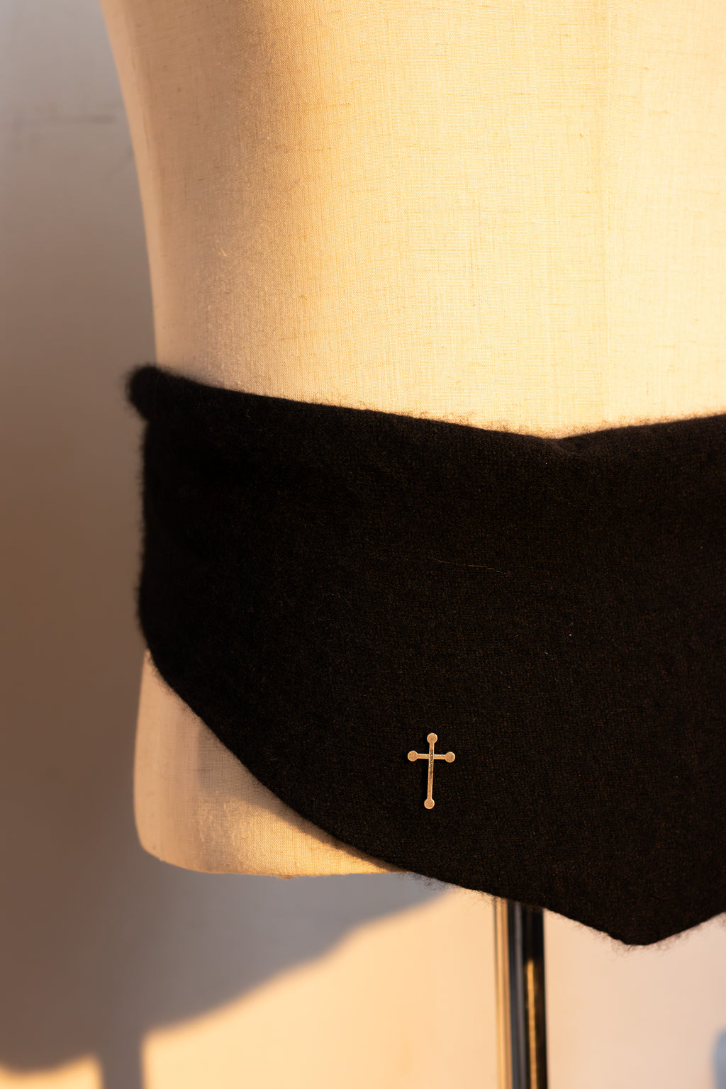 AW02 Undercover "Witches Cell Division" Cross Wrap