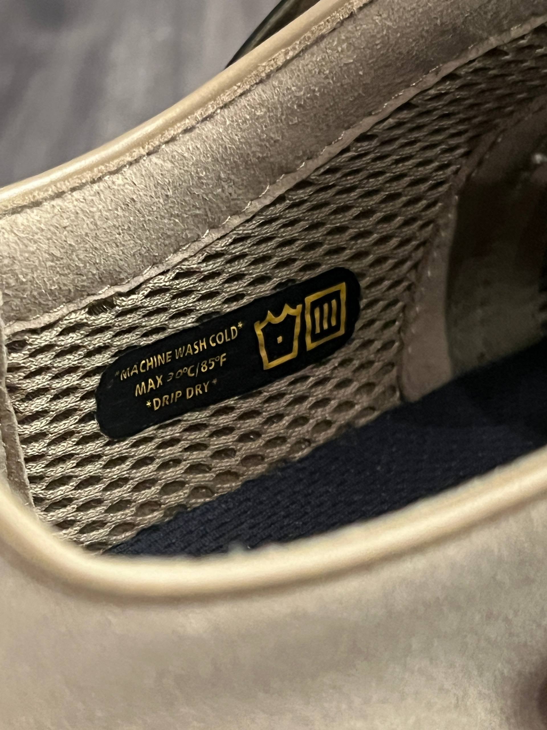 AW23 TAKAHIROMIYASHITA TheSoloist x Suicoke Suede One Strap Fivefinger
