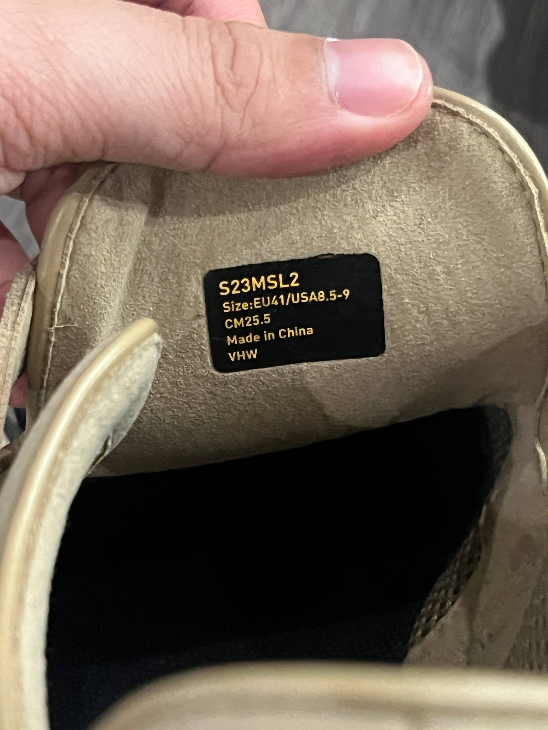 AW23 TAKAHIROMIYASHITA TheSoloist x Suicoke Suede One Strap Fivefinger
