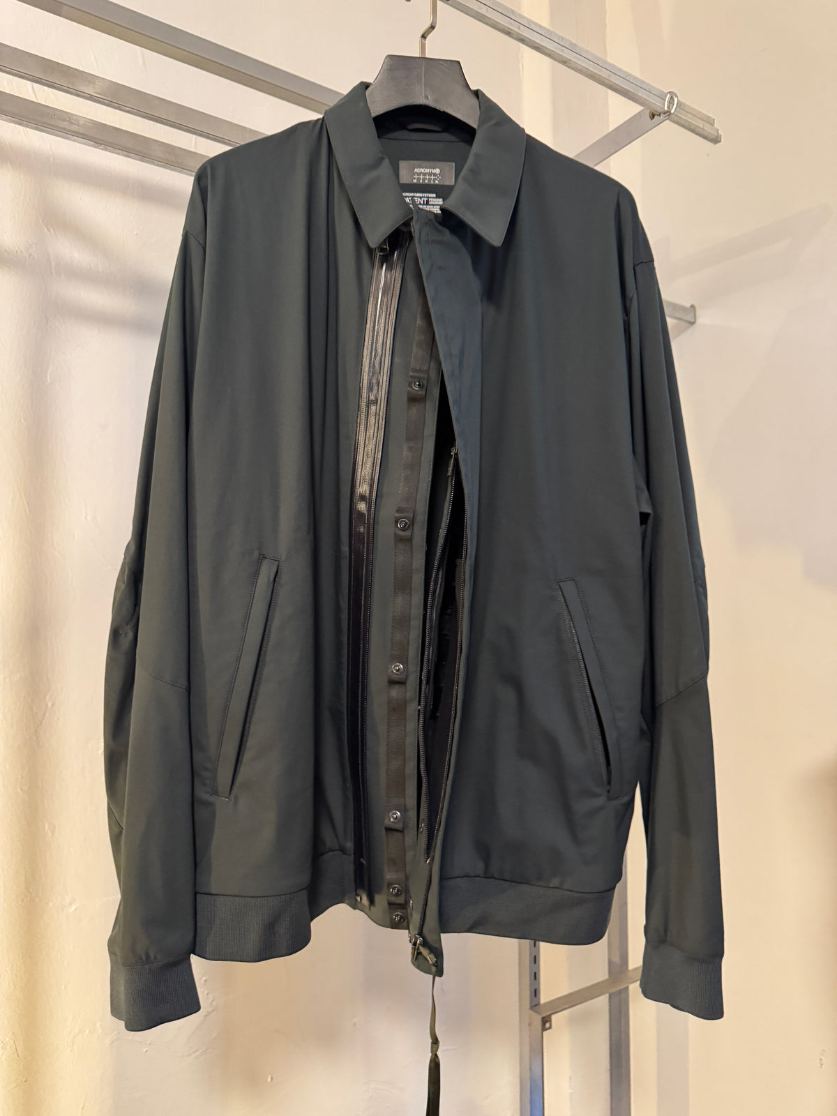 SS23 Acronym J111TS-CH Generation 1 Micro Twill Tec Sys Jacket