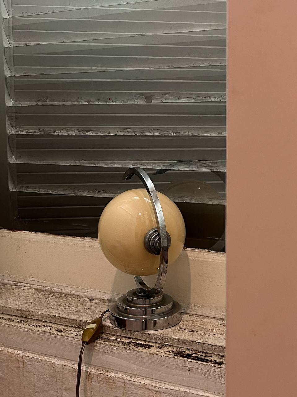 1970s Vintage Art Deco Chrome Lamp