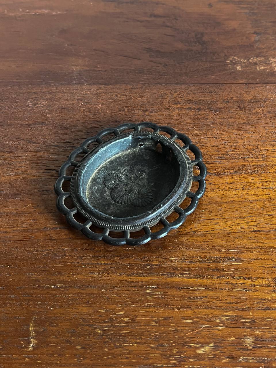 Taishō era, fusuma hikite sliding door handle, circa 1920