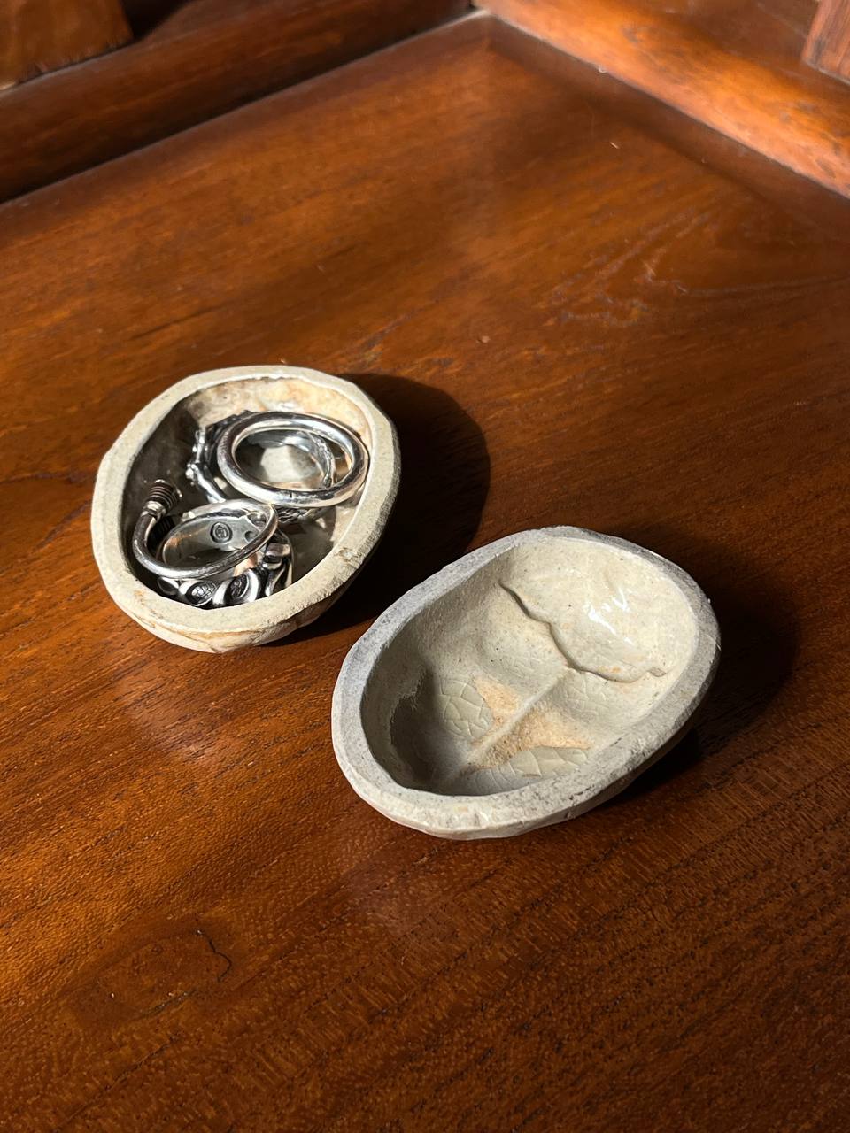 rib-indented concrete mini trays